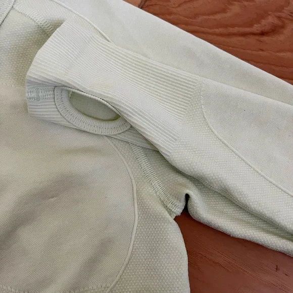 GYMSHARK flex sport long sleeved crop top NWOT - Picture 5 of 8